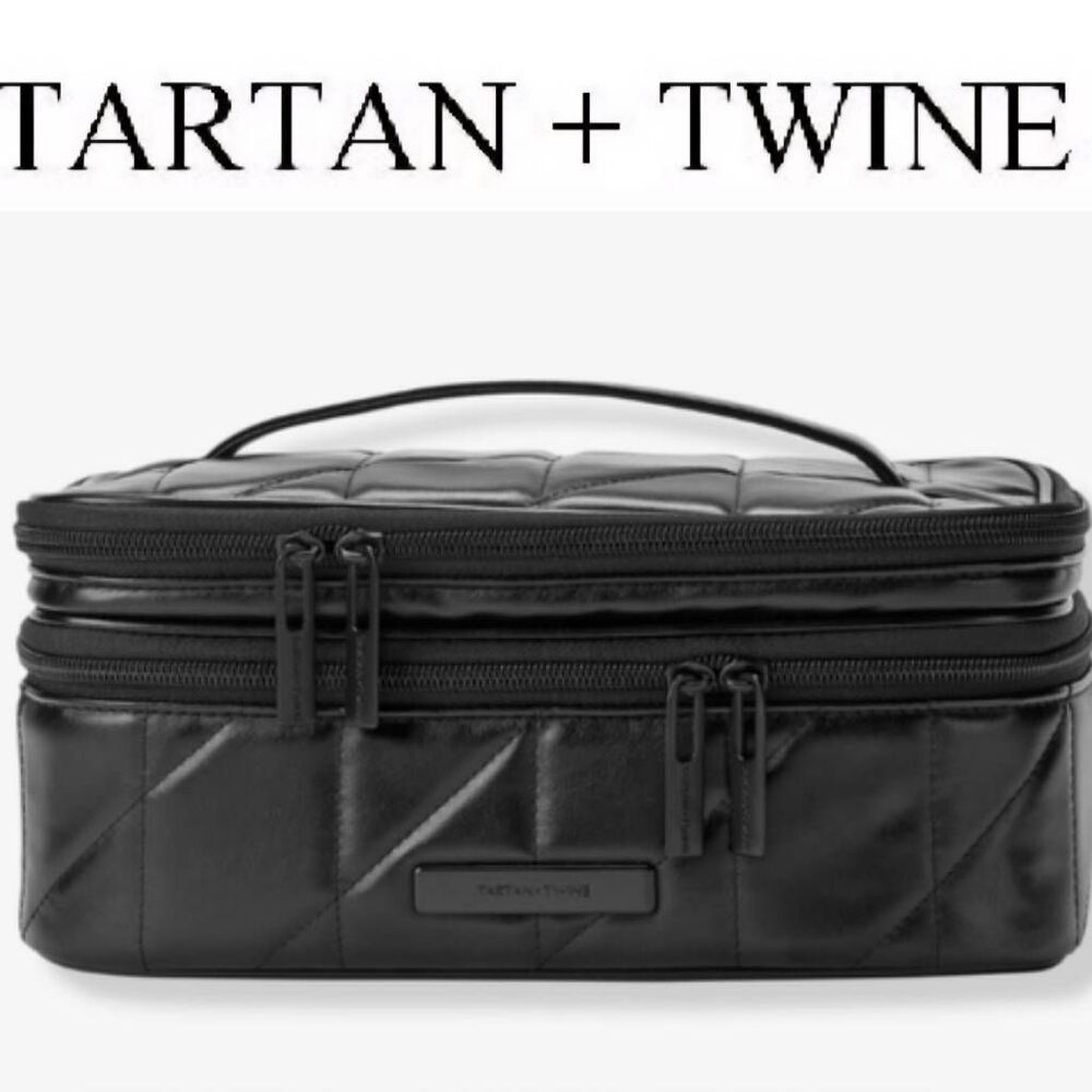 Tartan +‎ Twine Black Line Art Train Case w/Mirror